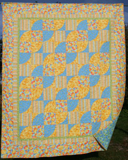 Meadow Waltz Quilt (retail)